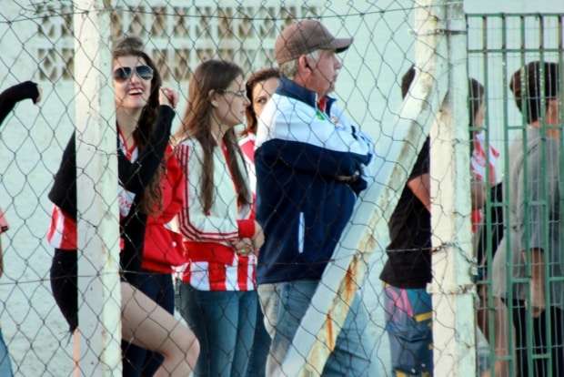 Metropolitano empata sem gols e vai decidir em casa a Copa Sul