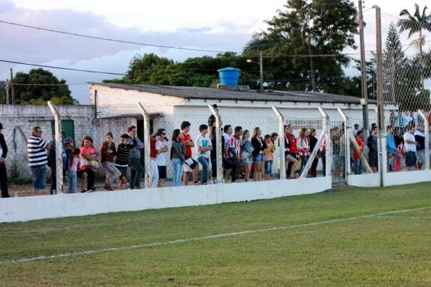 Metropolitano empata sem gols e vai decidir em casa a Copa Sul