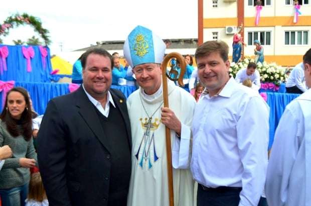 Romaria atrai milhares de devotos ao Caravaggio  5 Romaria atrai milhares de devotos ao Caravaggio