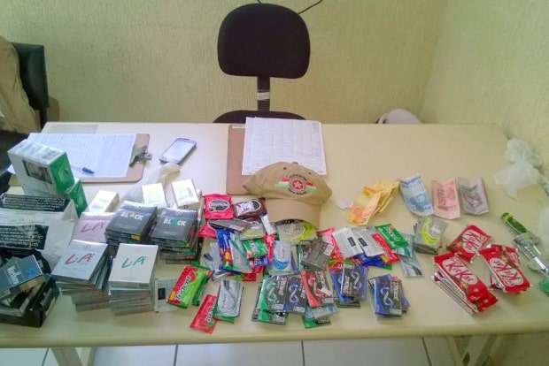 Jovem é surpreendido furtando em loja de conveniência em Nova Veneza