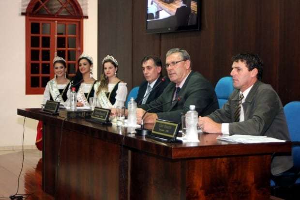 Assista a última sessão ordinária da Câmara de Vereadores de Nova Veneza