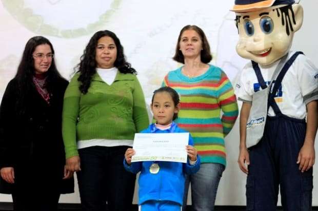 Alunos são premiados por projeto sustentável 1 Alunos são premiados por projeto sustentável