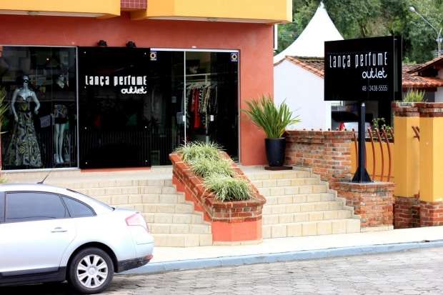 Outlet Lança Perfume muda rotina para a Festa da Gastronomia