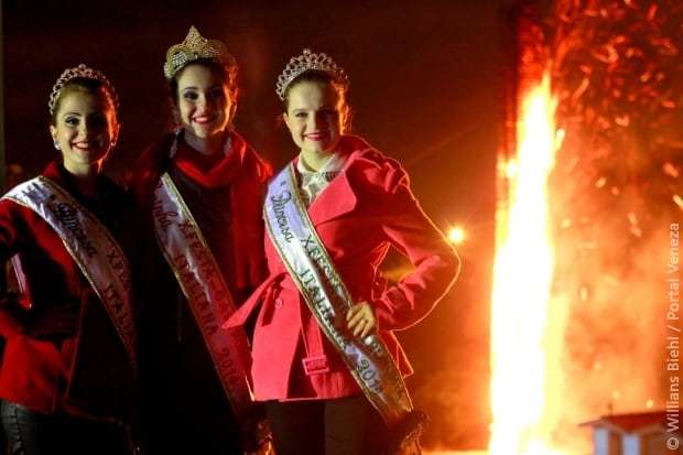 Confira as fotos da Festa de São João em São Bento Baixo