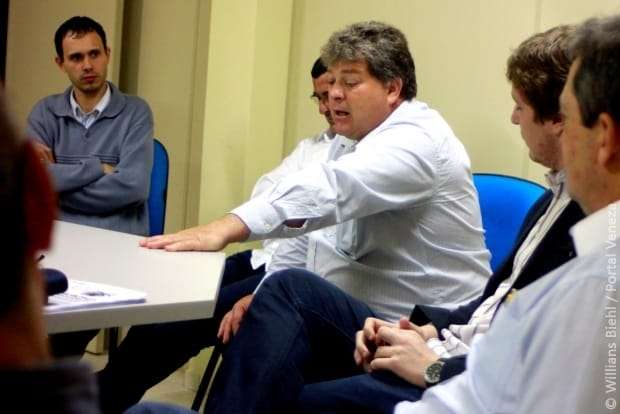 Lideranças do PP, PSDB e PSB se reúnem para discutir rumos da eleição em Nova Veneza
