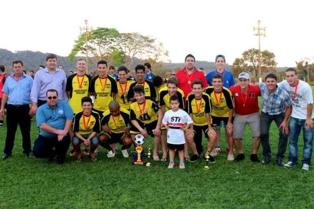 Nova Veneza Esporte Clube é o grande campeão do municipal de campo