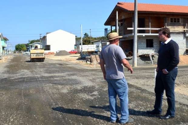 Evandro Gava inspeciona obras do executivo municipal 3 Evandro Gava inspeciona obras do executivo municipal