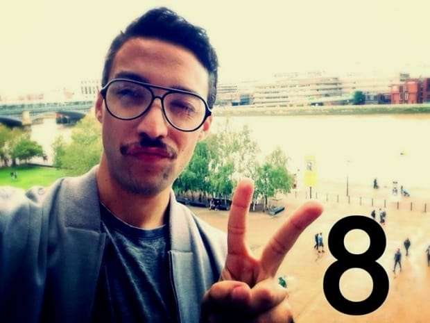 Diretamente de Londres, Elias Malgarise Cecconi - o aniversariante da semana. Parabéns amigo!