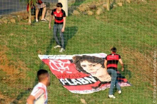 Flamengo treina em Nova Veneza para enfrentar o Tigre