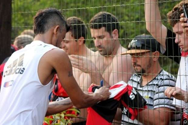 Flamengo treina em Nova Veneza para enfrentar o Tigre