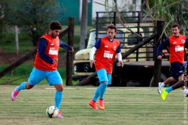 Cruzeiro treina em Nova Veneza