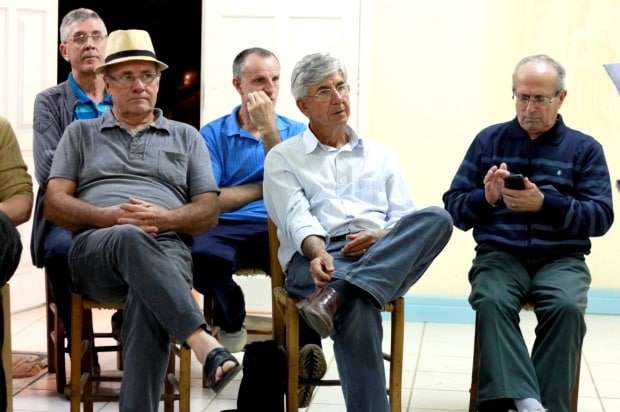 Membros do Coral Peregrinos da Montanha elegem nova diretoria