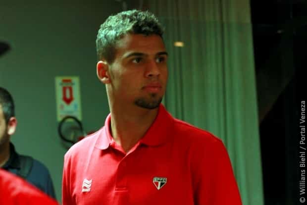 Delegação do São Paulo já está em Nova Veneza para partida contra o Criciúma
