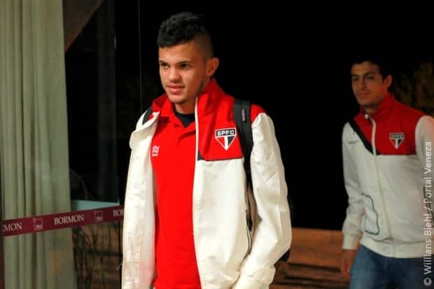 Delegação do São Paulo já está em Nova Veneza para partida contra o Criciúma