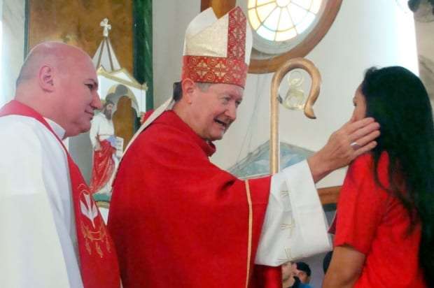 Jovens são crismados em Nova Veneza