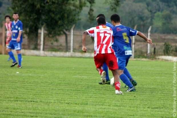 Metropolitano vence e Caravaggio empata pela LARM