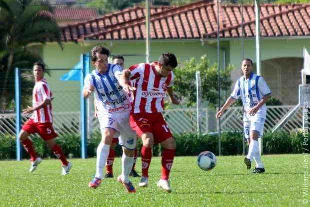 Metropolitano vence o clássico da polenta