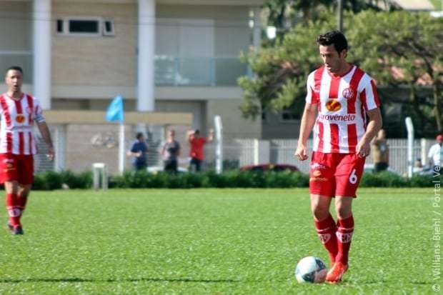 Metropolitano vence o clássico da polenta