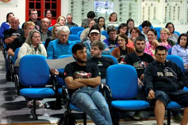 Organizadores do II Moto Veneza e Festa da Família Gava são homenageados na Câmara de Vereadores