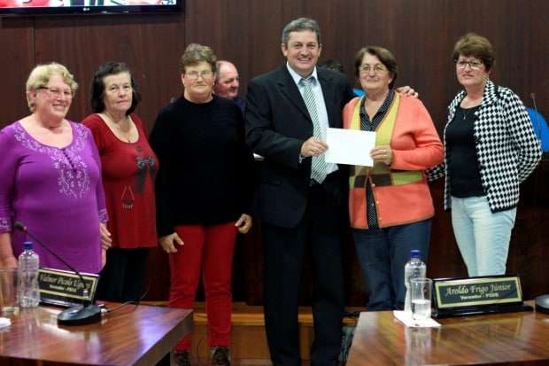 Organizadores do II Moto Veneza e Festa da Família Gava são homenageados na Câmara de Vereadores