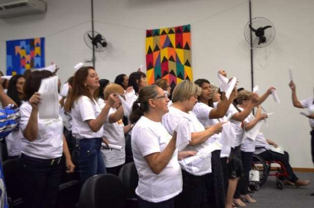 Programa Mulheres Mil de Nova Veneza forma zeladoras