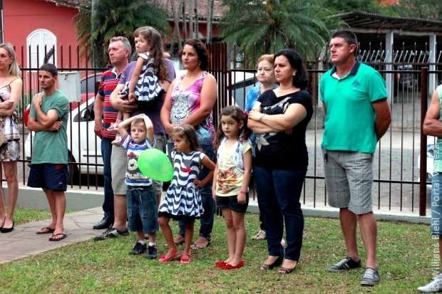 Nova Veneza ganha Clínica Municipal de Fisioterapia 21 Nova Veneza ganha Clínica Municipal de Fisioterapia