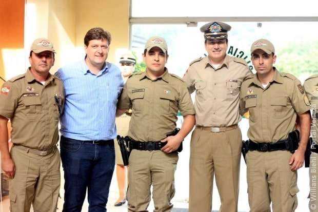 Policiais Militares de Nova Veneza são promovidos por Ato de Bravura