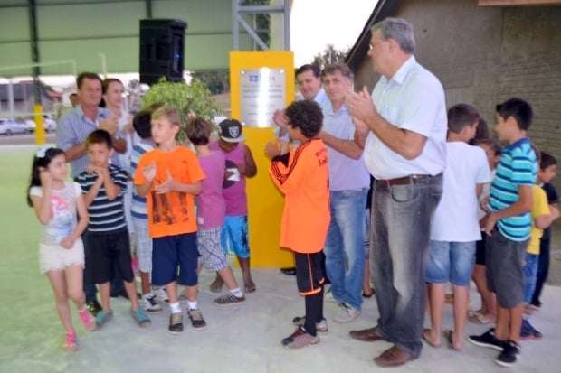 Caravaggio ganha quadra coberta 2 Caravaggio ganha quadra coberta