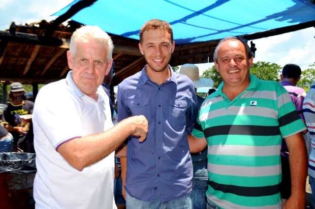 Pavimentação da estrada do Picadão é entregue 6 DSC_7593