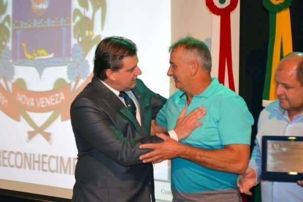 Prefeitura reconhece empreendedores com premiação 11 Prefeitura reconhece empreendedores com premiação