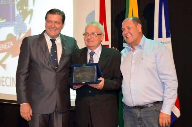 Prefeitura reconhece empreendedores com premiação 13 Prefeitura reconhece empreendedores com premiação