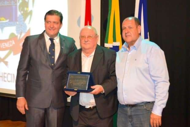 Prefeitura reconhece empreendedores com premiação 20 Prefeitura reconhece empreendedores com premiação