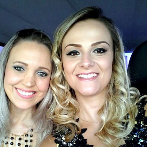 A bela dupla dinâmica – Kelli Pazeto Della Giustina e Bárbara Freitas.