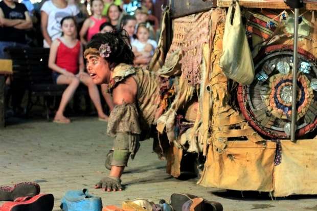Cirquinho do Revirado encanta público na Praça Humberto Bortoluzzi 5 _MG_3823