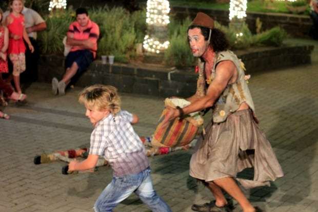 Cirquinho do Revirado encanta público na Praça Humberto Bortoluzzi 10 _MG_3868