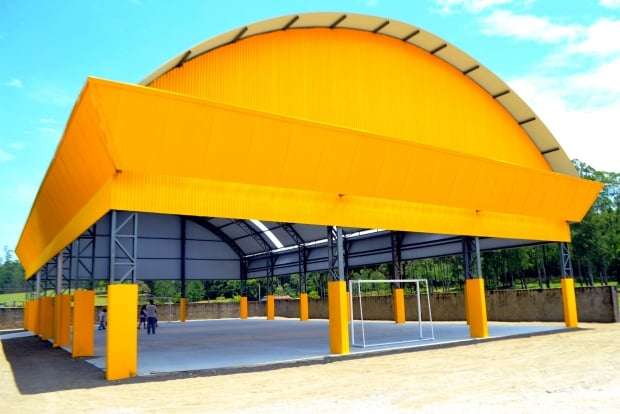 Nova Veneza comemora fim de ano com 14 obras entregues 10 Quadra coberta poliesportiva