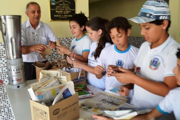 Escola sustentável ensina a produzir lixo bem tratado