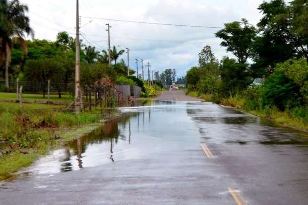 Chuva causa estragos em Nova Veneza