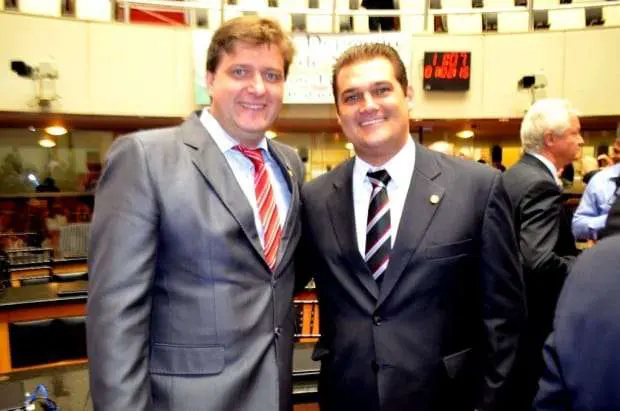 Prefeito Evandro Gava participa da eleição e posse na Alesc.