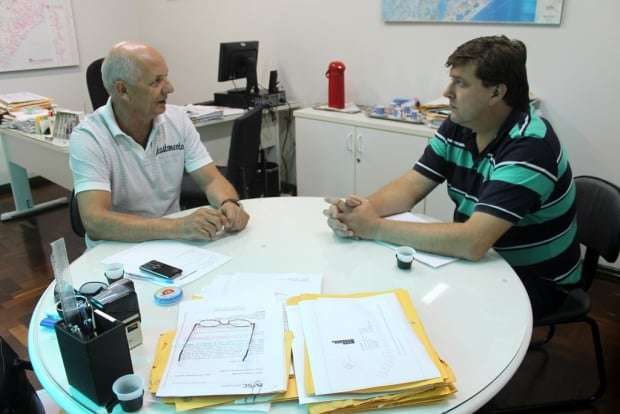 Evandro Gava cobra do Deinfra melhorias nas rodovias estaduais