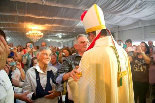 Dom Onécimo Alberton recebe o ministério episcopal
