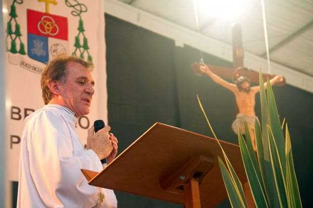 Dom Onécimo Alberton recebe o ministério episcopal