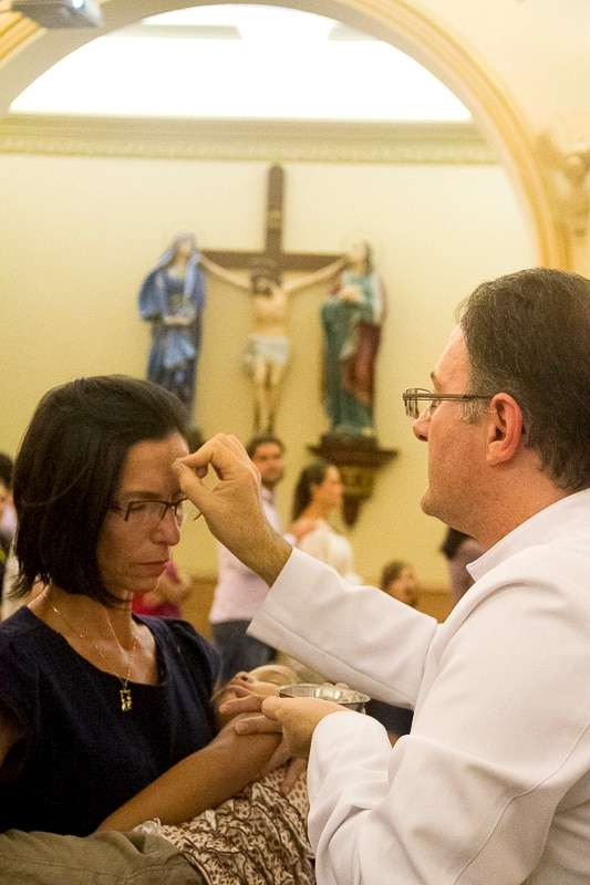 Imposição das Cinzas reúne católicos e abre a Quaresma 7 Imposição das Cinzas reúne católicos e abre a Quaresma