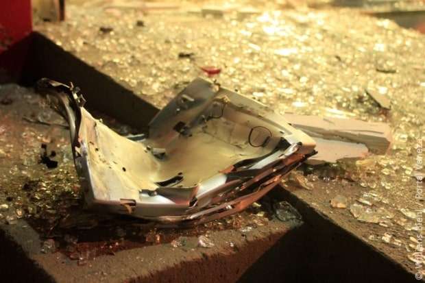 Ladrões explodem caixa eletrônico no Centro de Nova Veneza 7 Ladrões explodem caixa eletrônico no Centro de Nova Veneza