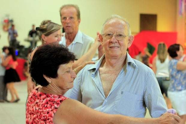 Palazzo recebe 300 idosos em Baile de Carnaval