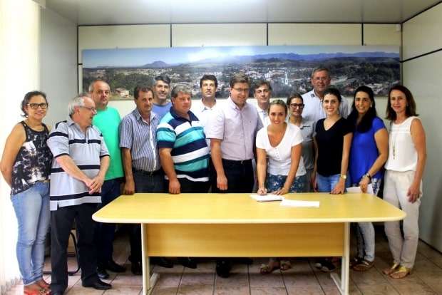 Nova secretária toma posse em Nova Veneza