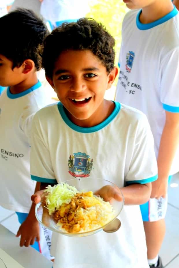 Merenda escolar estimula alimentação saudável