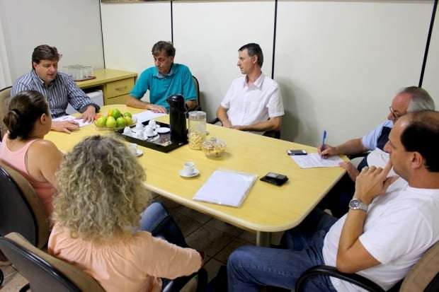Prefeito de Nova Veneza empossa novos secretários