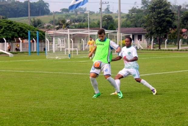 Copa Sul: Caravaggio soma vitórias na preparação