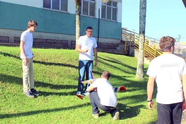 Aeromodelo inédito na região é criado pela Satc